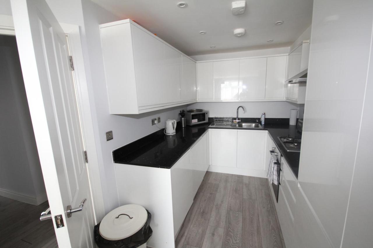Holden Court Apartments - Apt 3 West Drayton  Dış mekan fotoğraf
