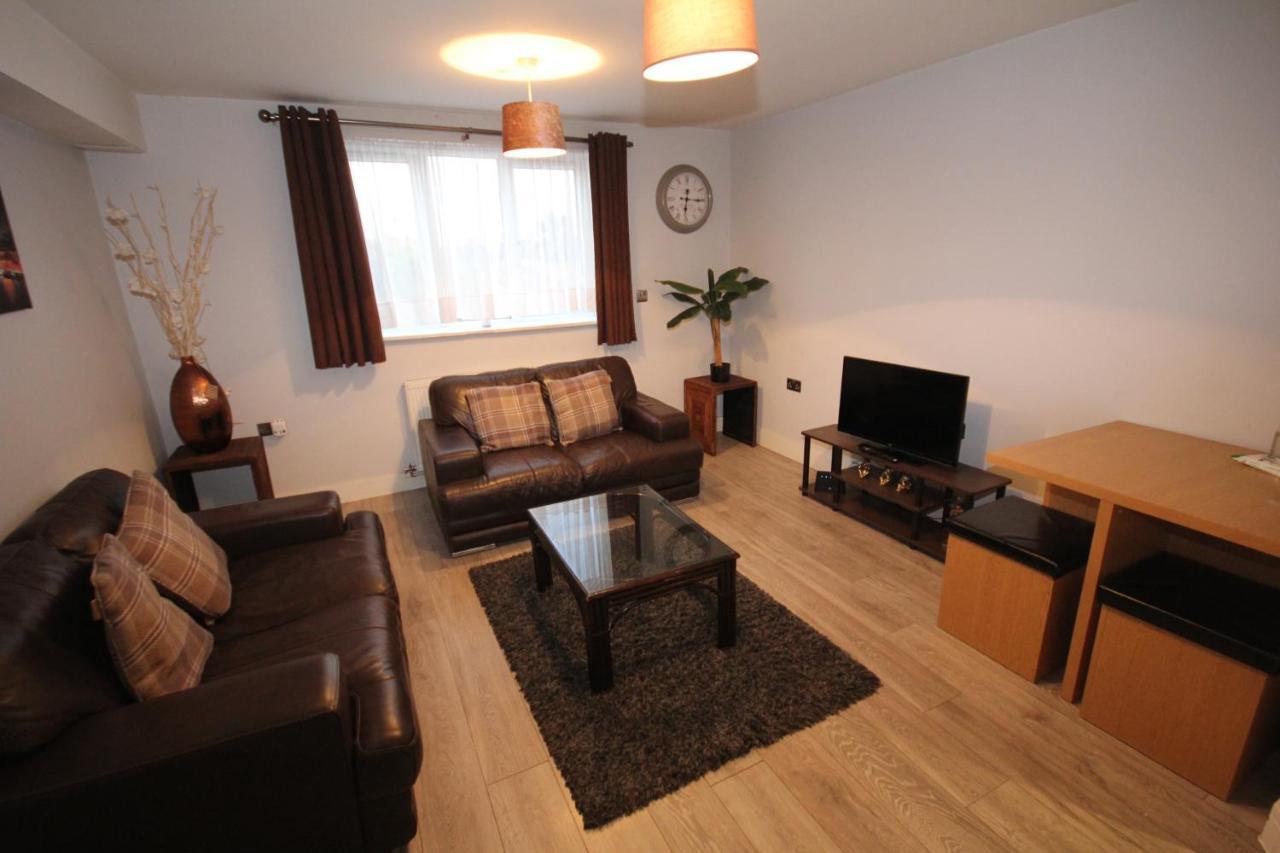 Holden Court Apartments - Apt 3 West Drayton  Dış mekan fotoğraf