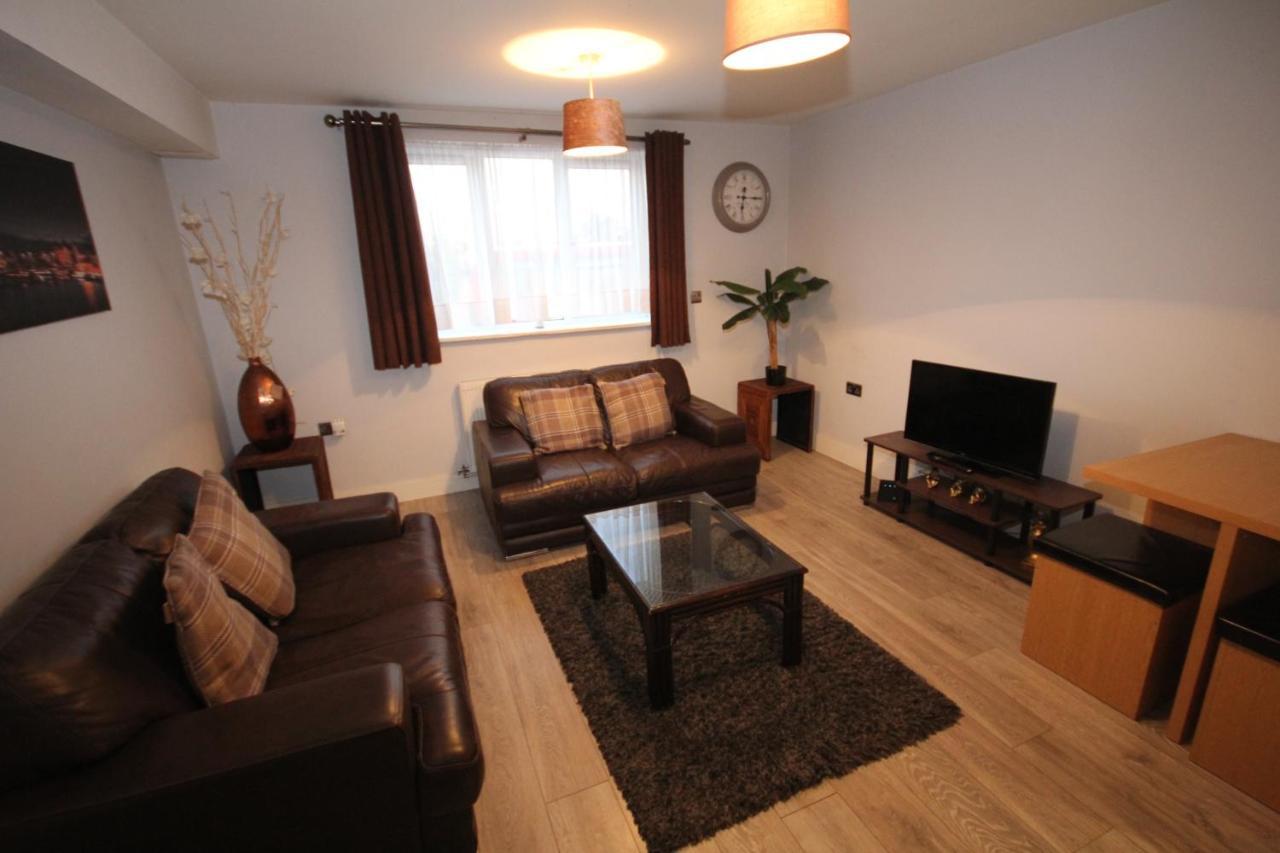 Holden Court Apartments - Apt 3 West Drayton  Dış mekan fotoğraf